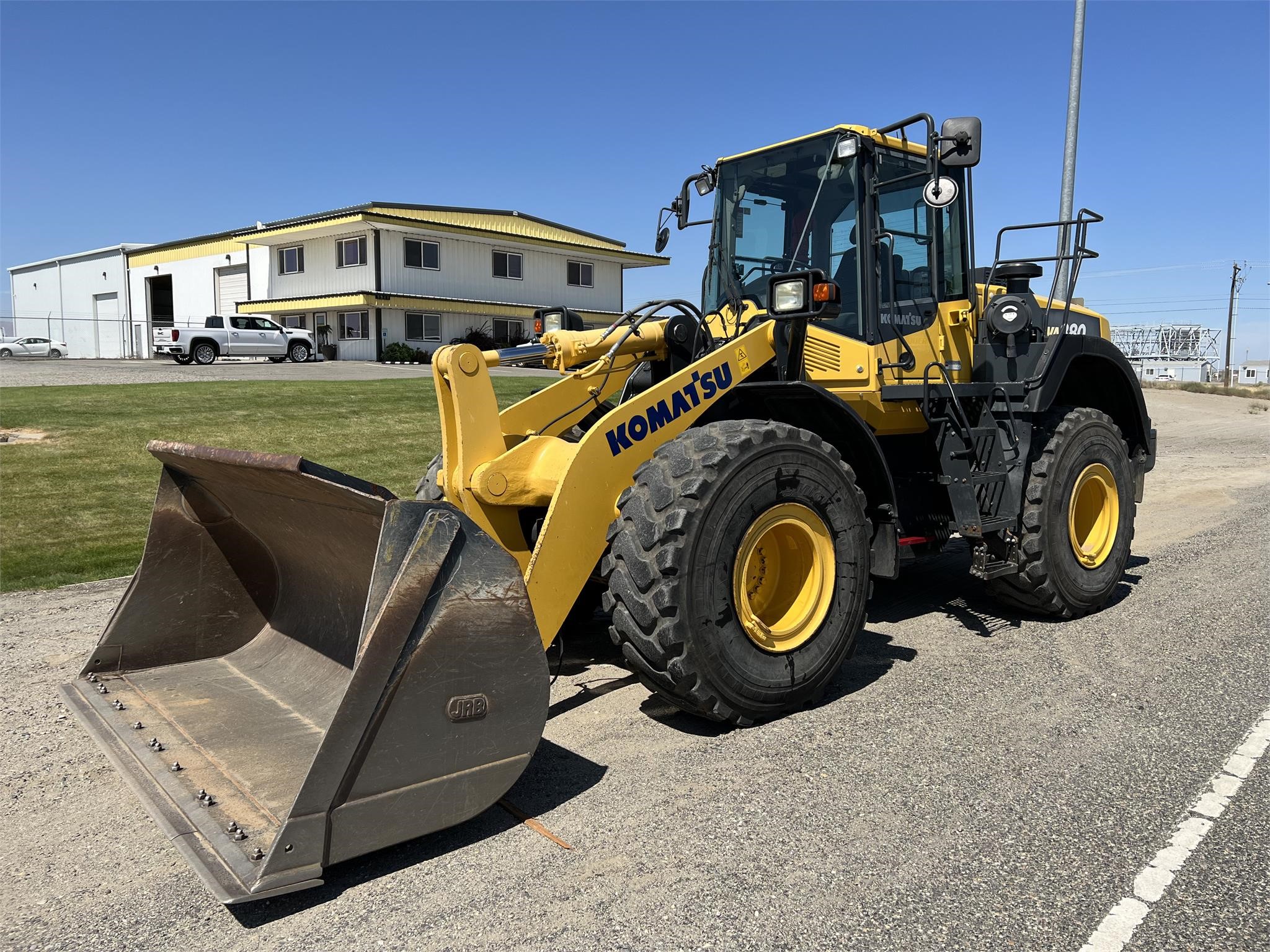 2017 KOMATSU WA380 - image 1 of 6