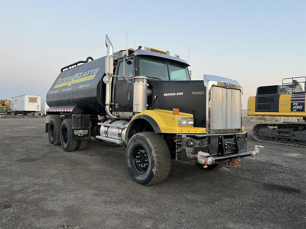 1999 WESTERN STAR 4964SX - Peters & Keatts Equipment Inc.