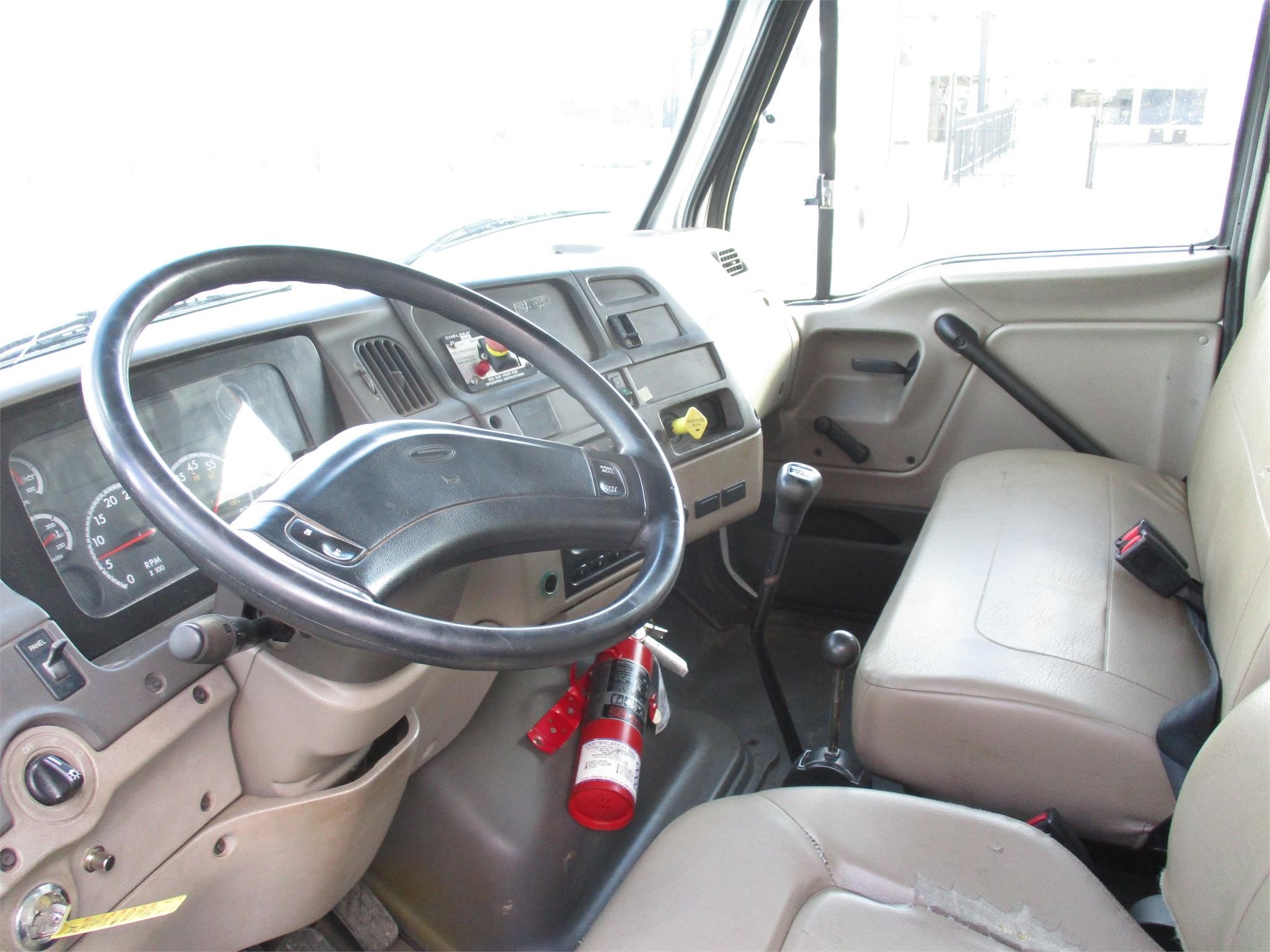 2007 STERLING ACTERRA - Peters & Keatts Equipment Inc.