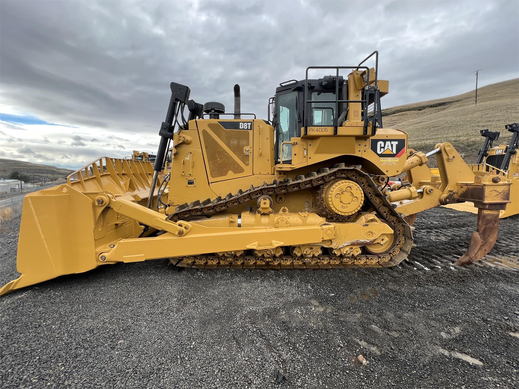 2018 CATERPILLAR D8T - image 4 of 6