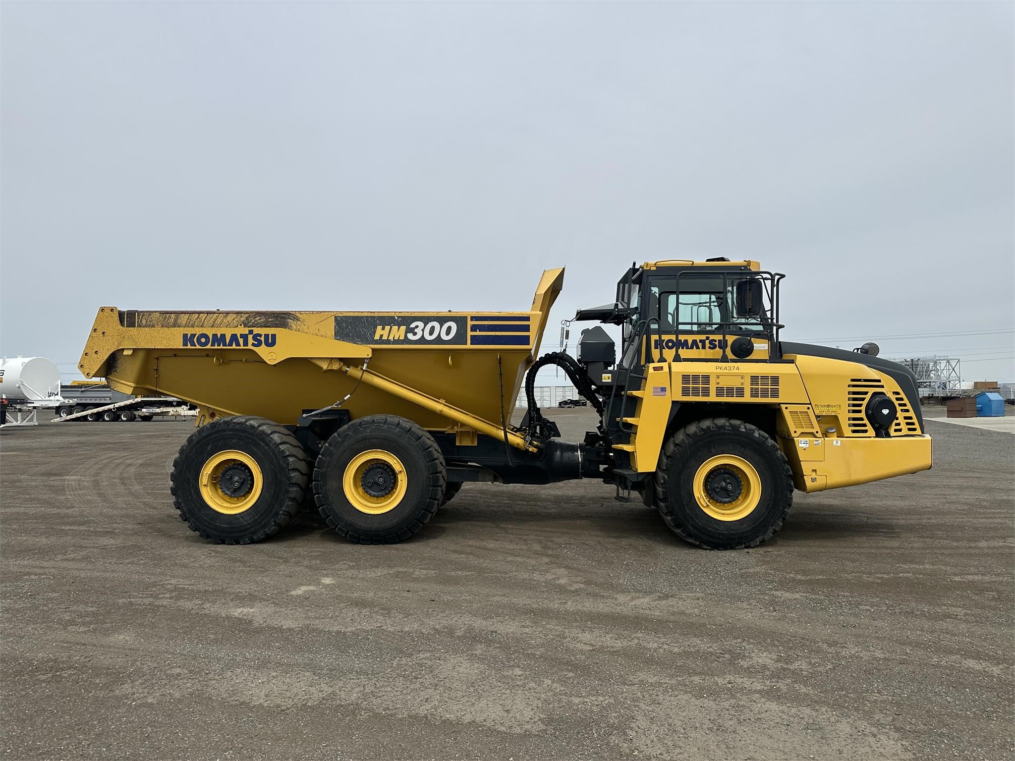 2019 KOMATSU HM300-5 - image 5 of 6