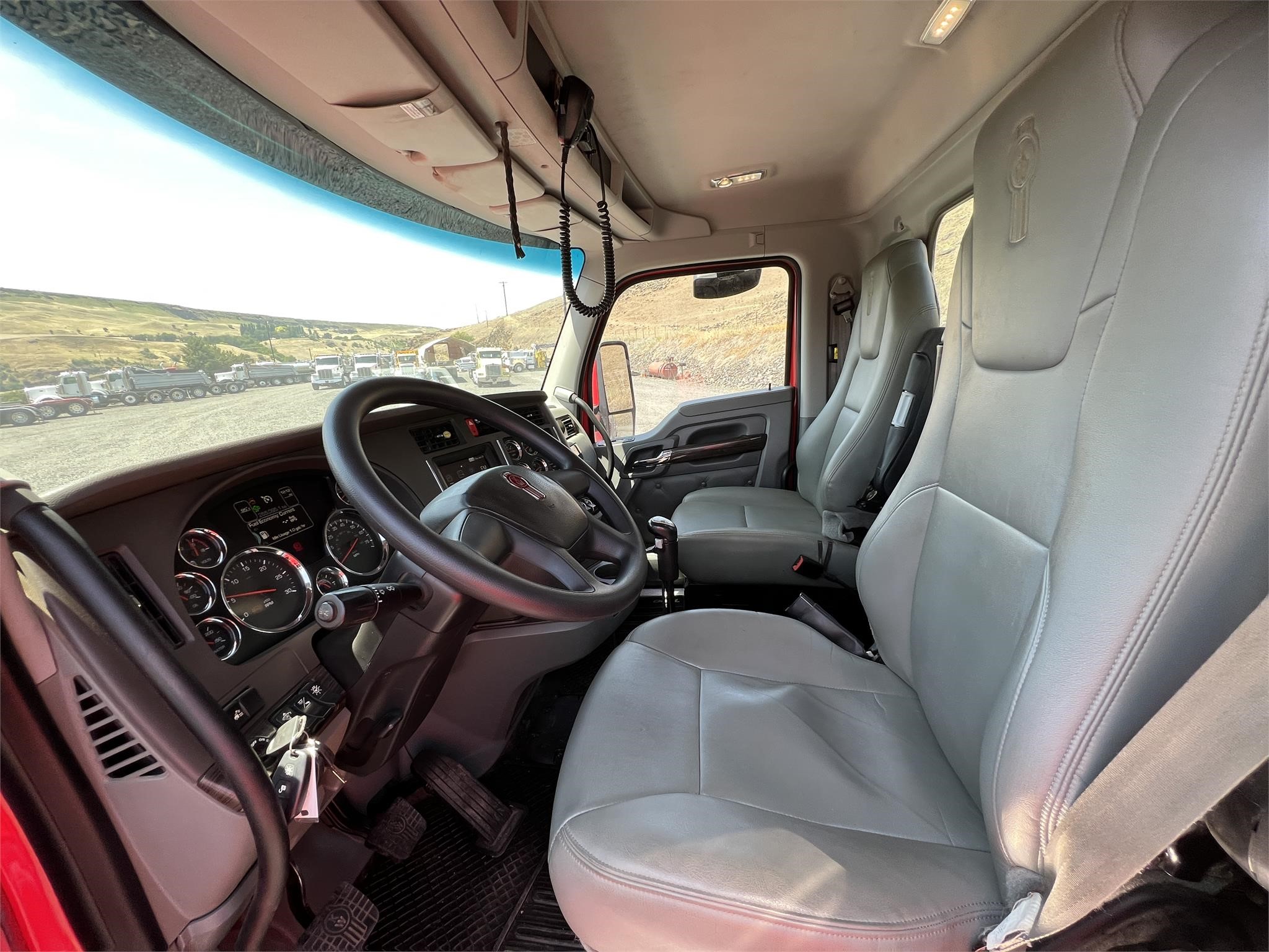 2019 KENWORTH T880 - image 5 of 5