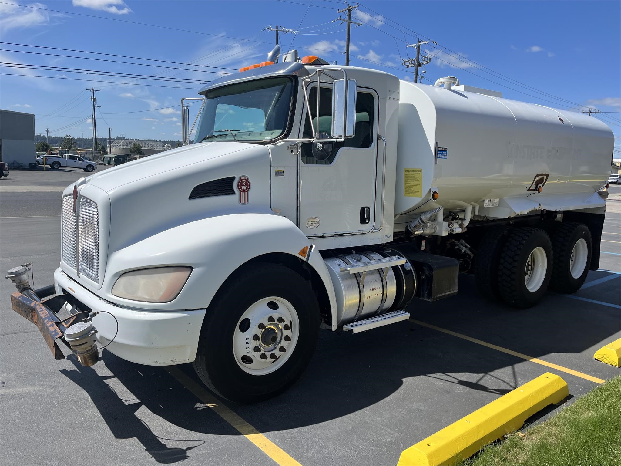 2014 KENWORTH T370 - image 3 of 6