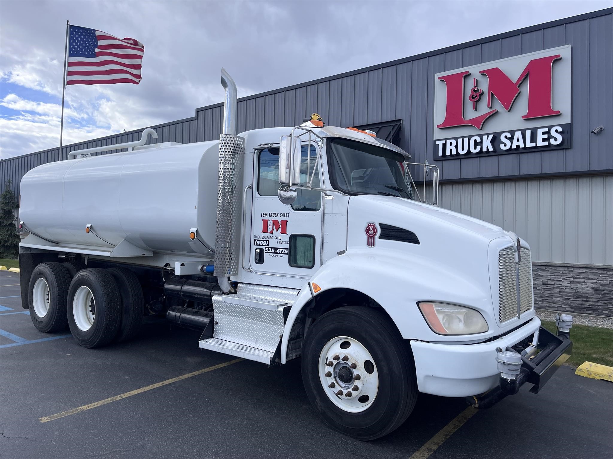 2012 KENWORTH T370 - image 1 of 6