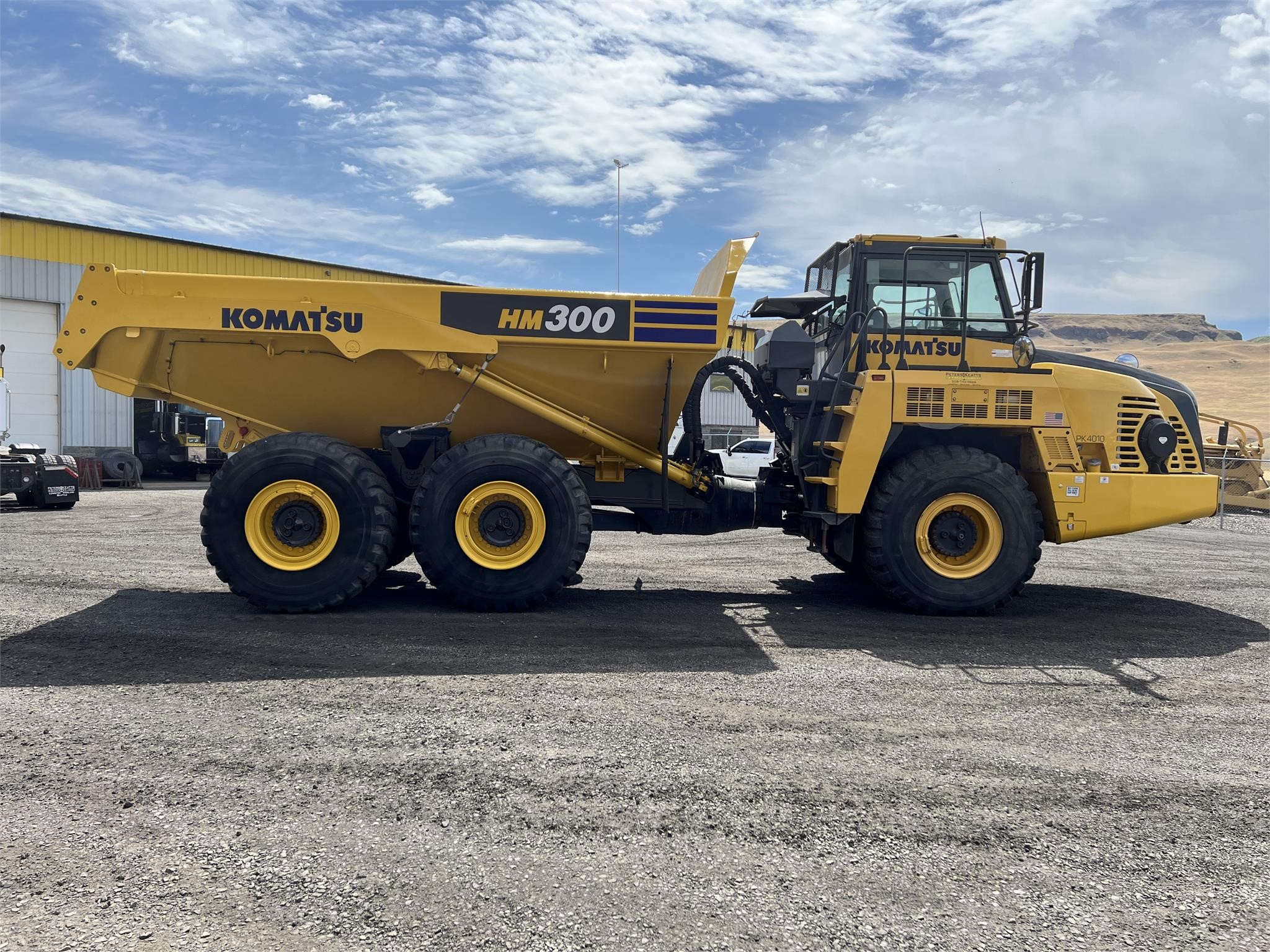 2019 KOMATSU HM300-5 - image 6 of 6