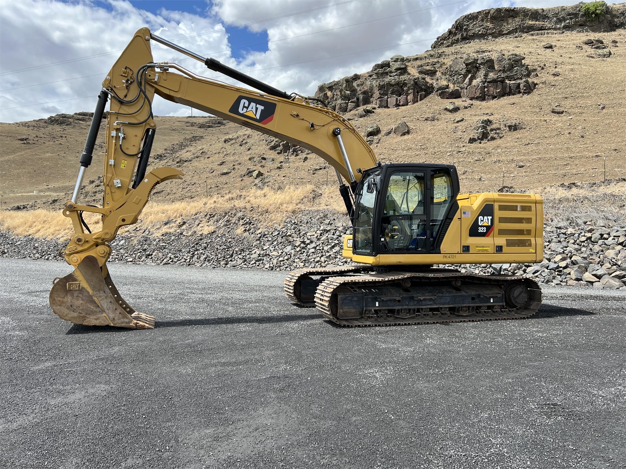 2020 CATERPILLAR 323 - image 1 of 6