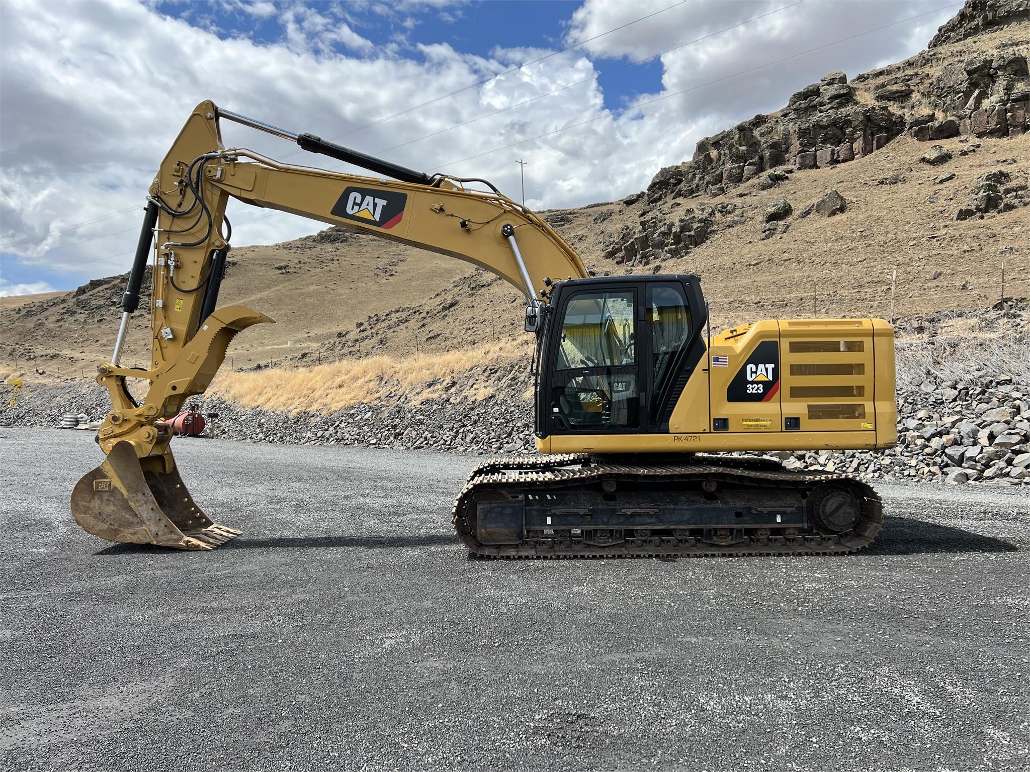 2020 CATERPILLAR 323 - image 2 of 6