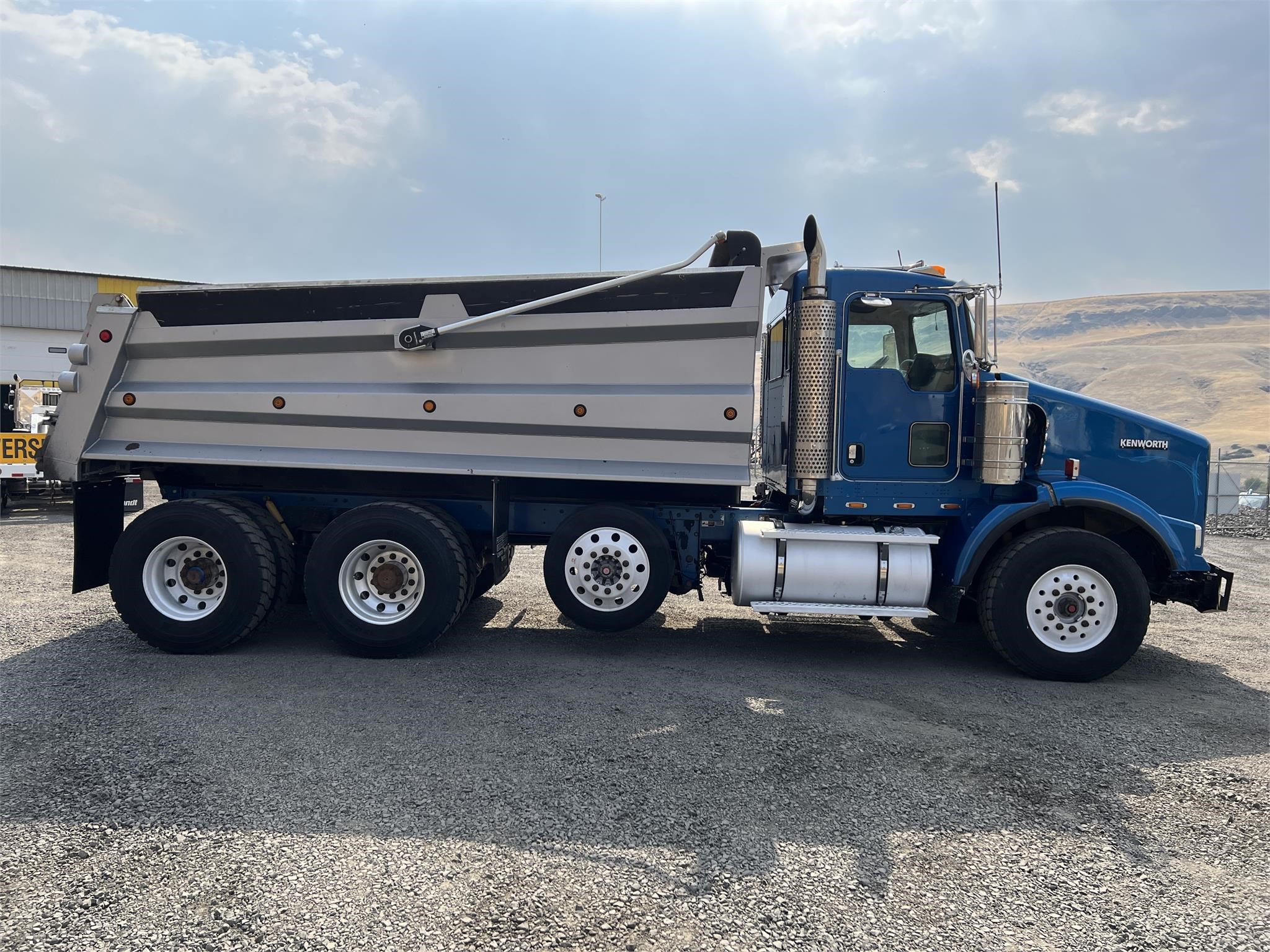 2006 KENWORTH T800 - image 5 of 6