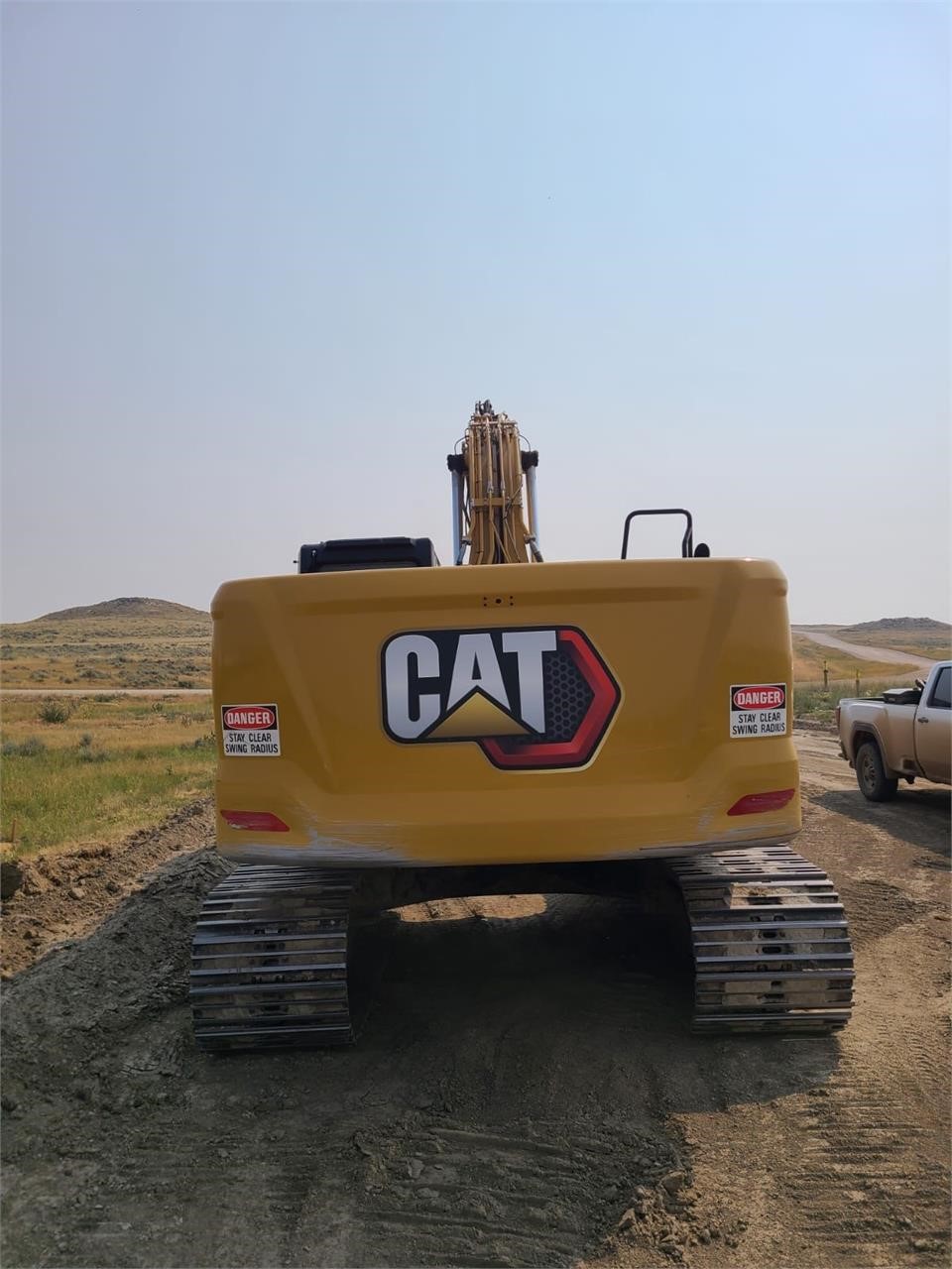 2023 CATERPILLAR 330 - image 3 of 6