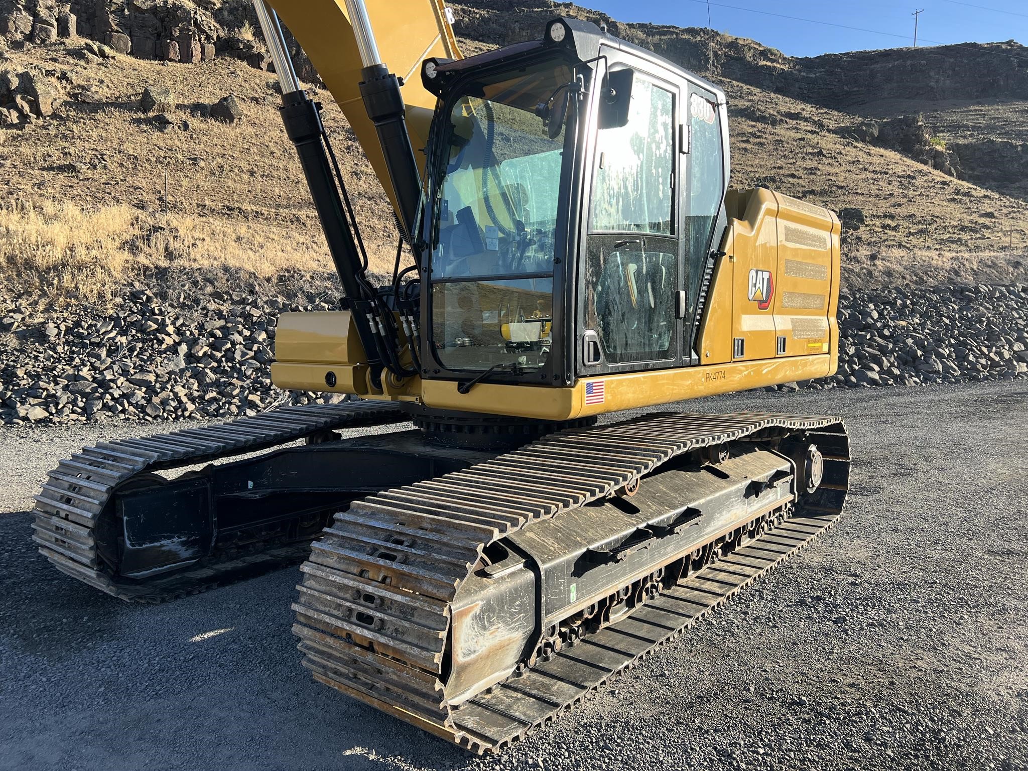 2022 CATERPILLAR 330 - image 3 of 6