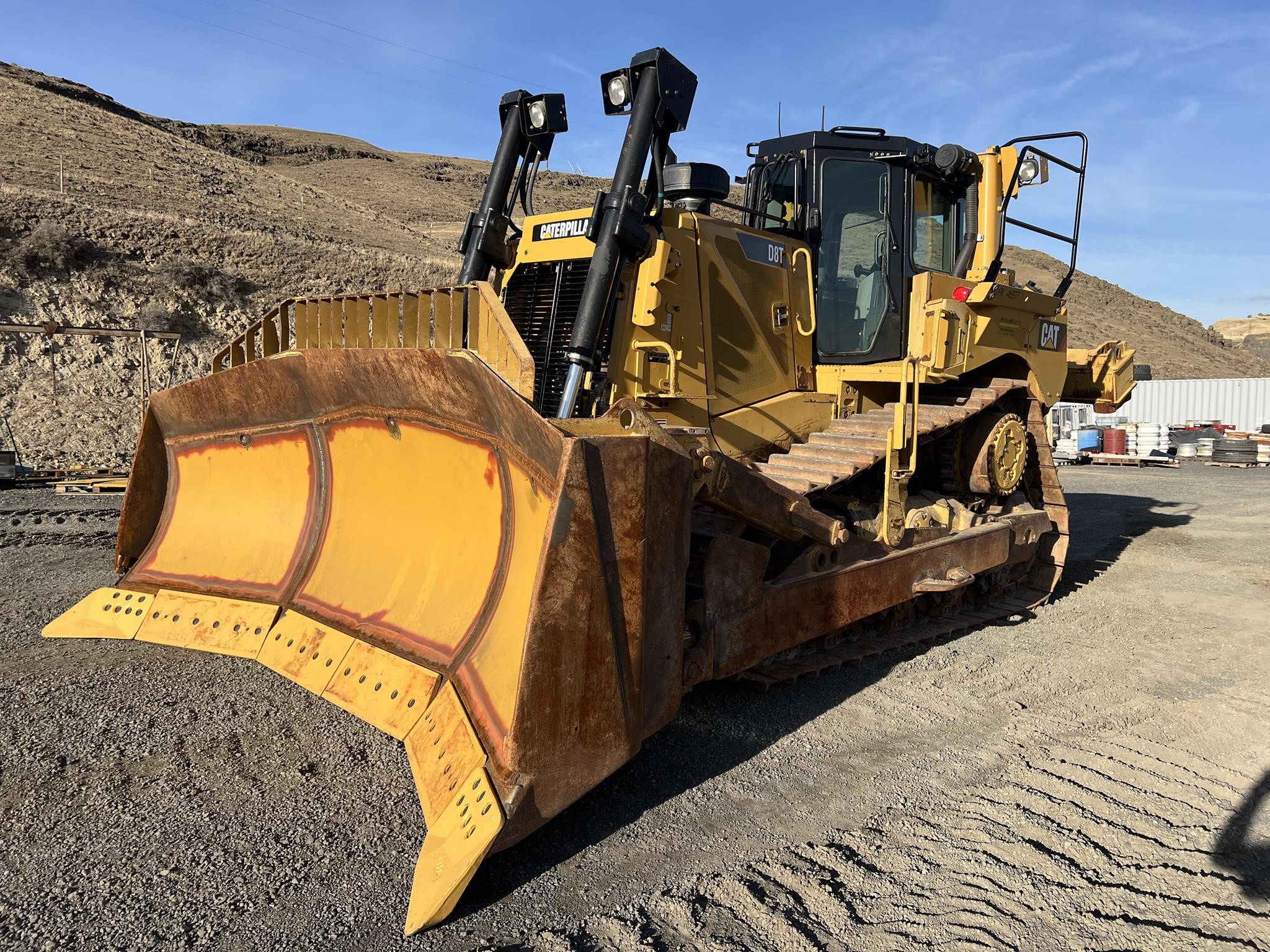 2014 CATERPILLAR D8T - image 1 of 6