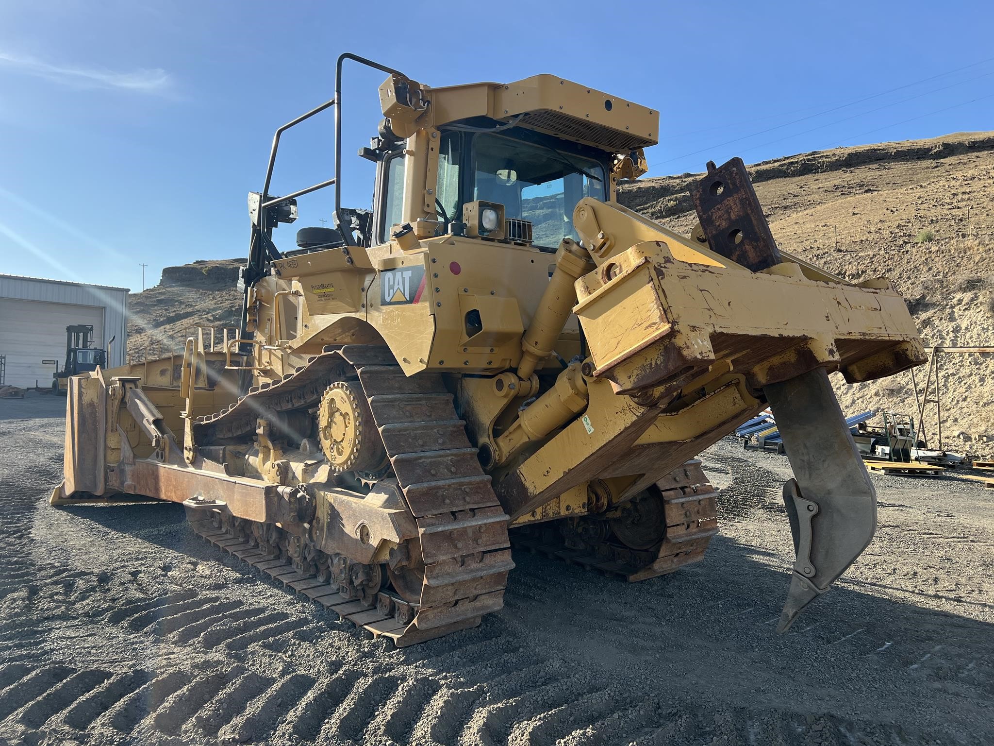 2014 CATERPILLAR D8T - image 3 of 6