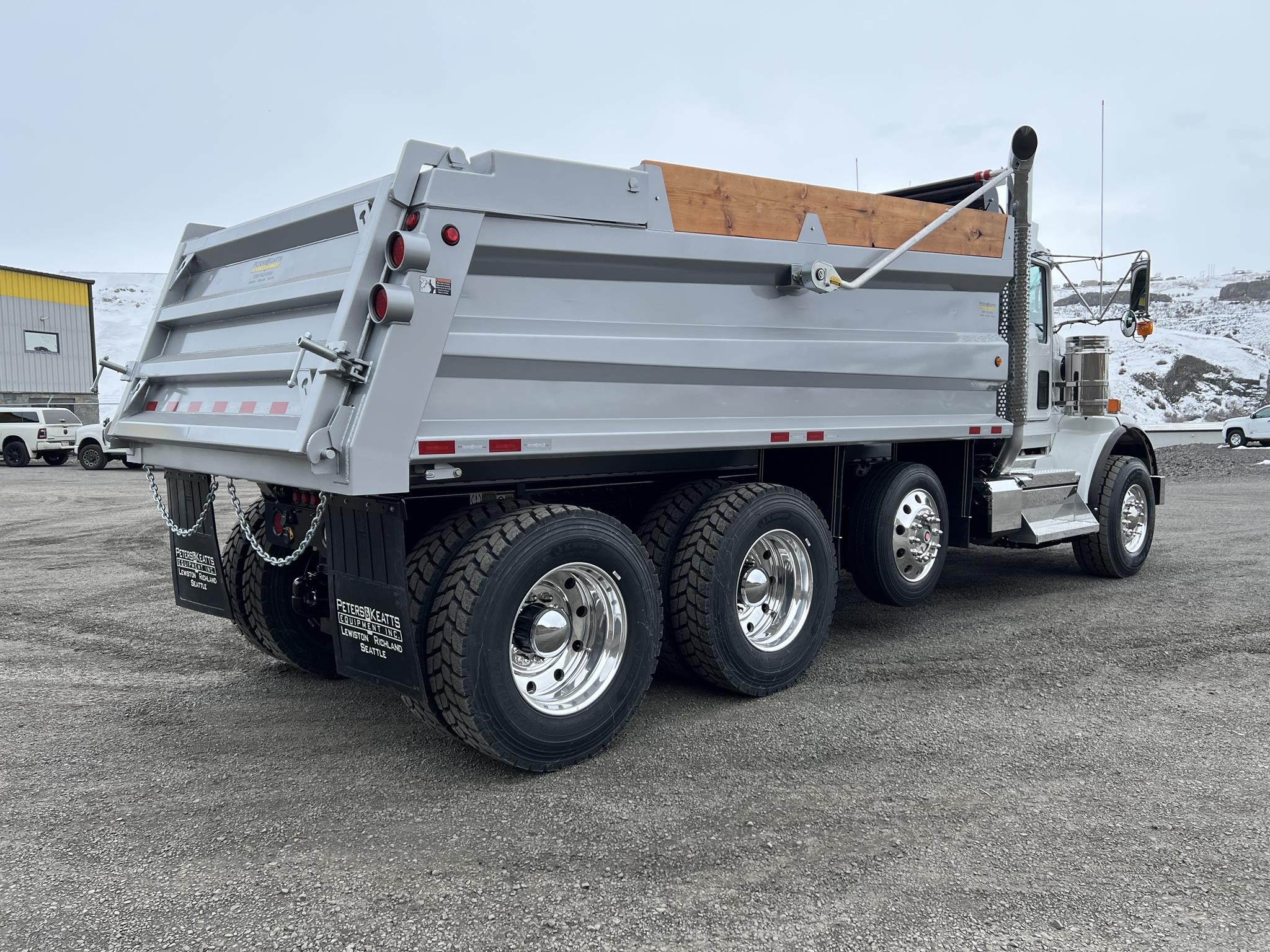 2025 KENWORTH T800 - image 6 of 6