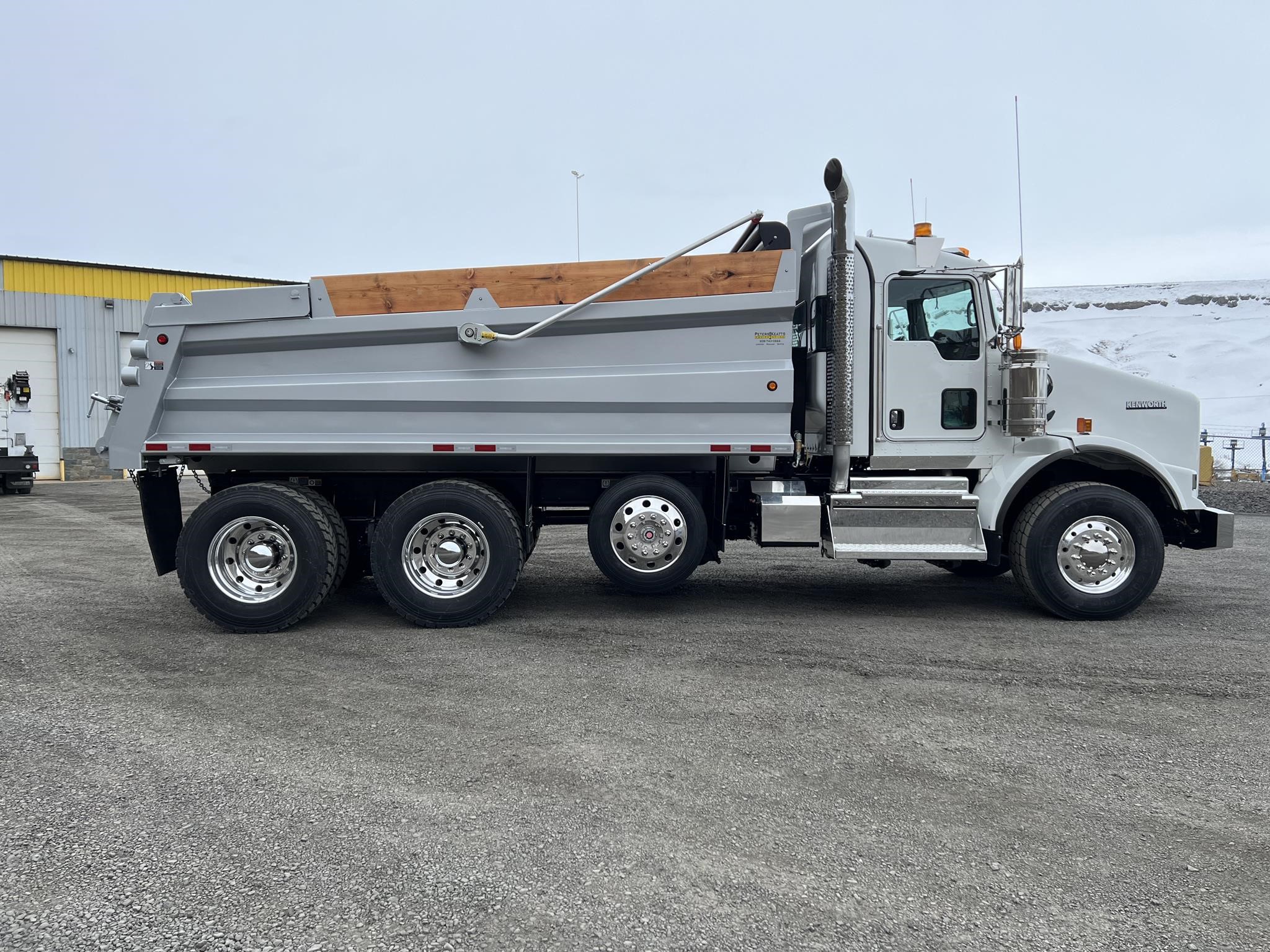 2025 KENWORTH T800 - image 6 of 6