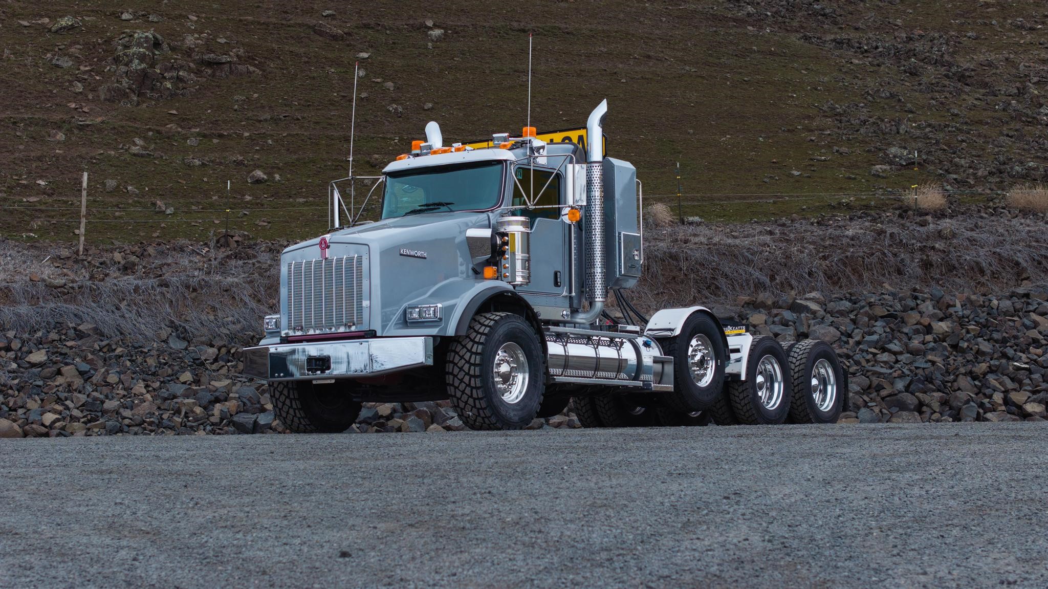 2025 KENWORTH T800 - image 4 of 6